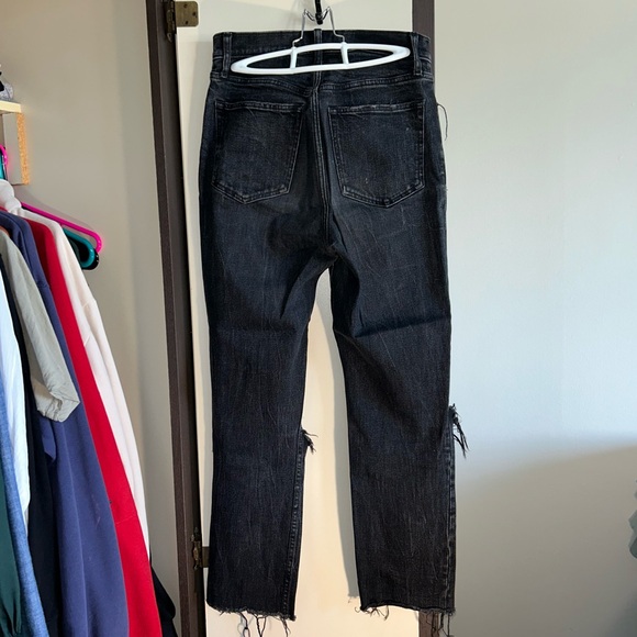 Distressed High Rise Abercrombie and Fitch Jeans - Picture 3 of 3